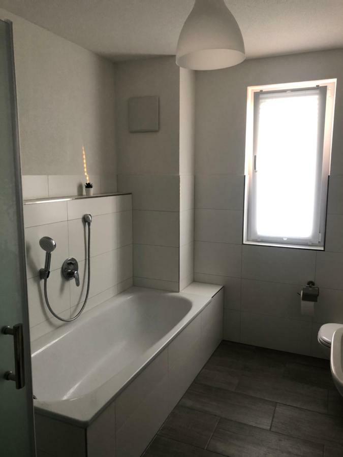Fewo Dani Rheinhausen Exteriör bild